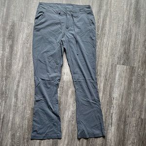 Size 10 Columbia Lightweight Pants